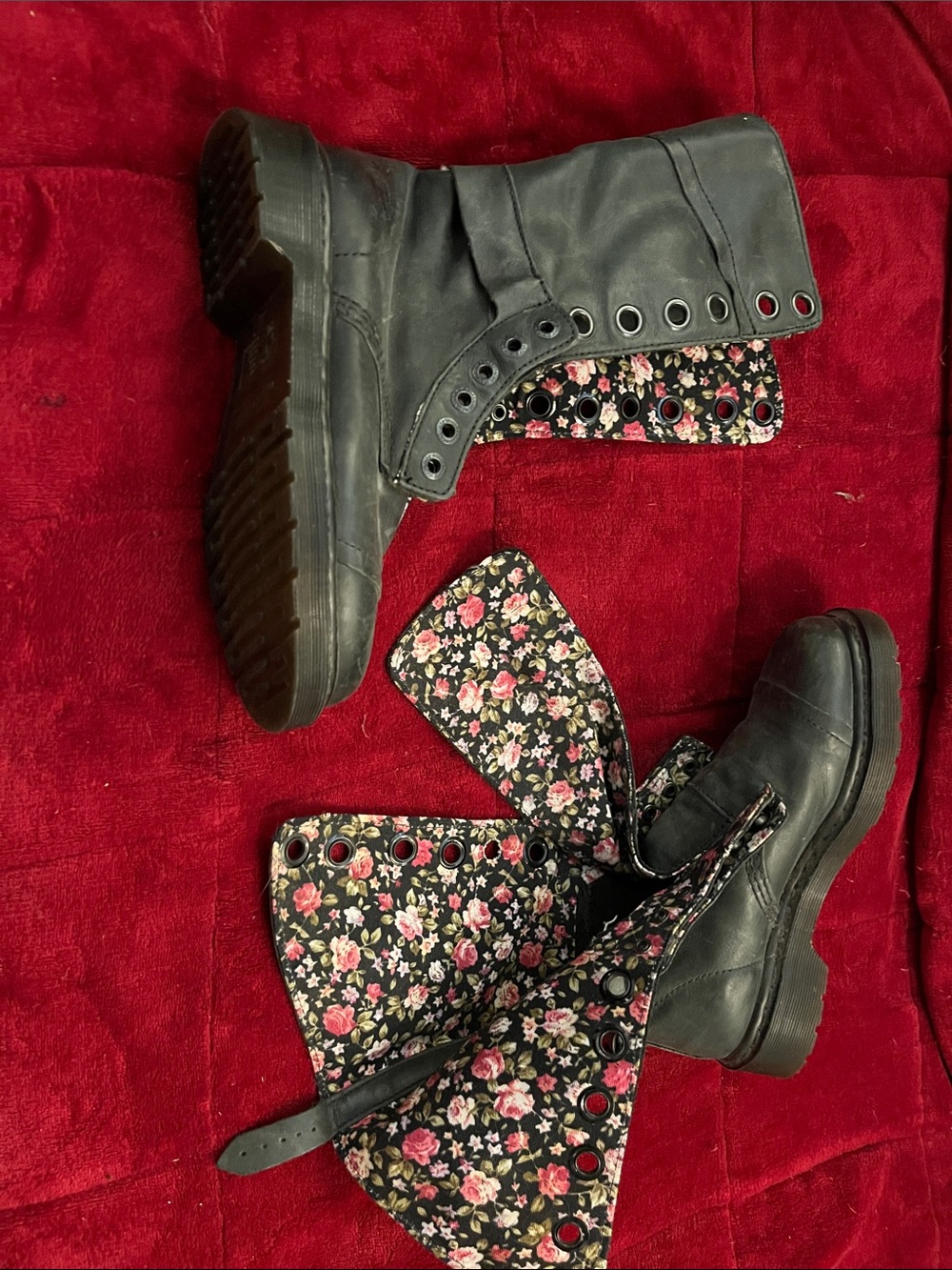 Black inter floral boots. Dr. Martens